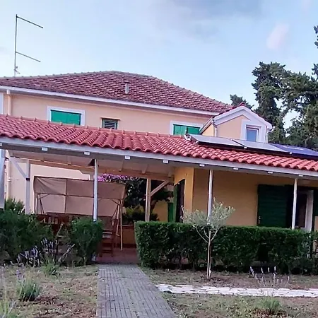 Apartment Apartman-cottage Grgec Jelsa (Hvar)